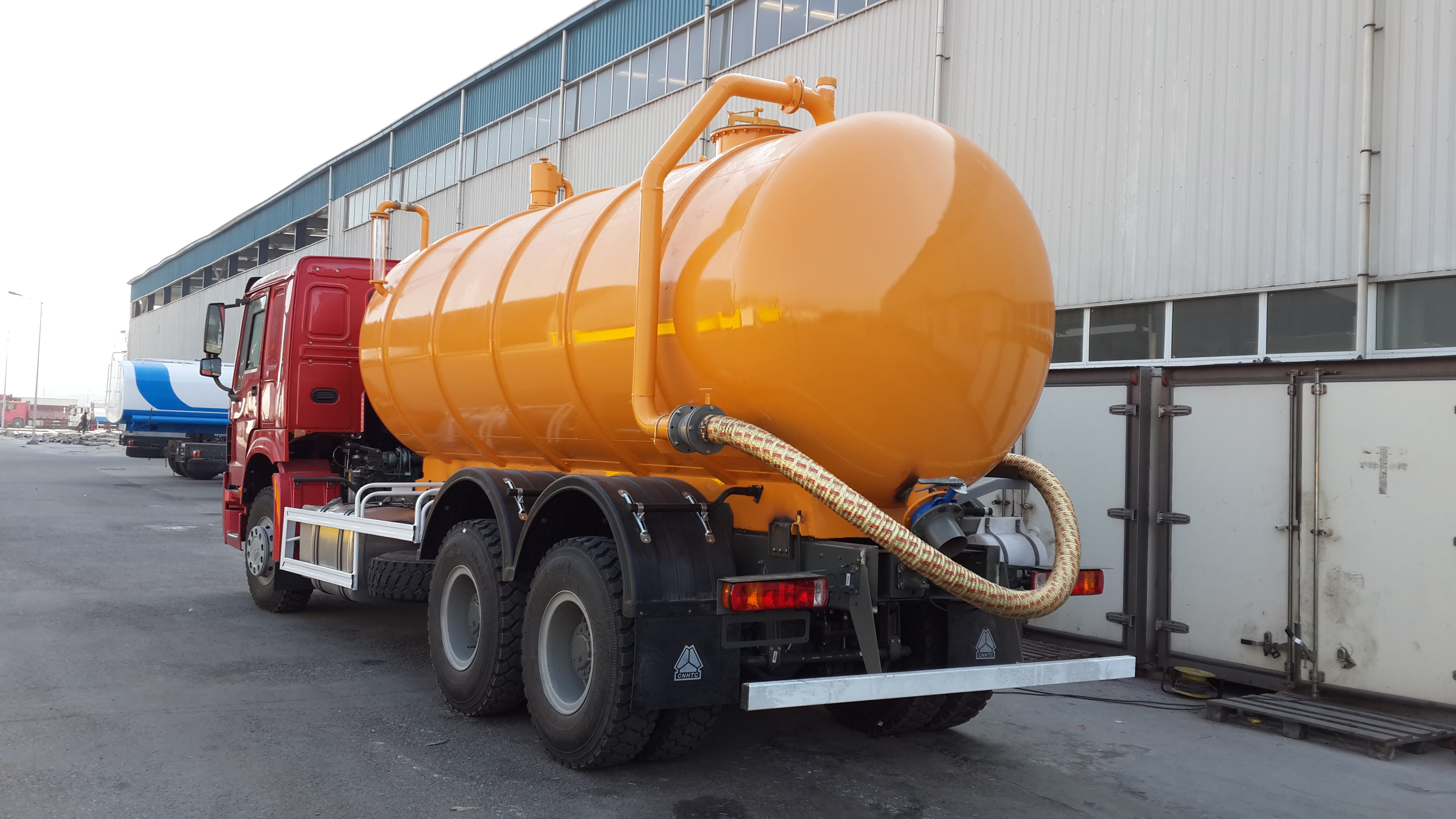 New product HOWO 6x4 12m3 14m3 16m3 high pressure septic tank vacuum sewage sewer suction cleaning truck for sale