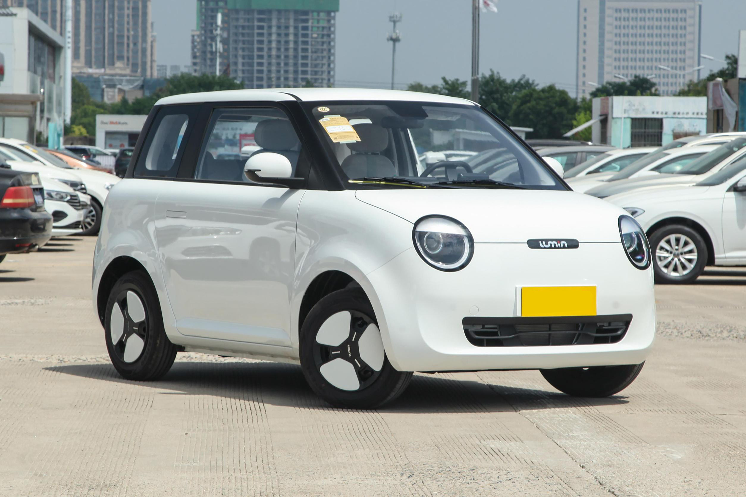 Auto Electrico Changan Lumins Corn Sweet High Speed New Vehicle Pure Mini Ev Electric Car