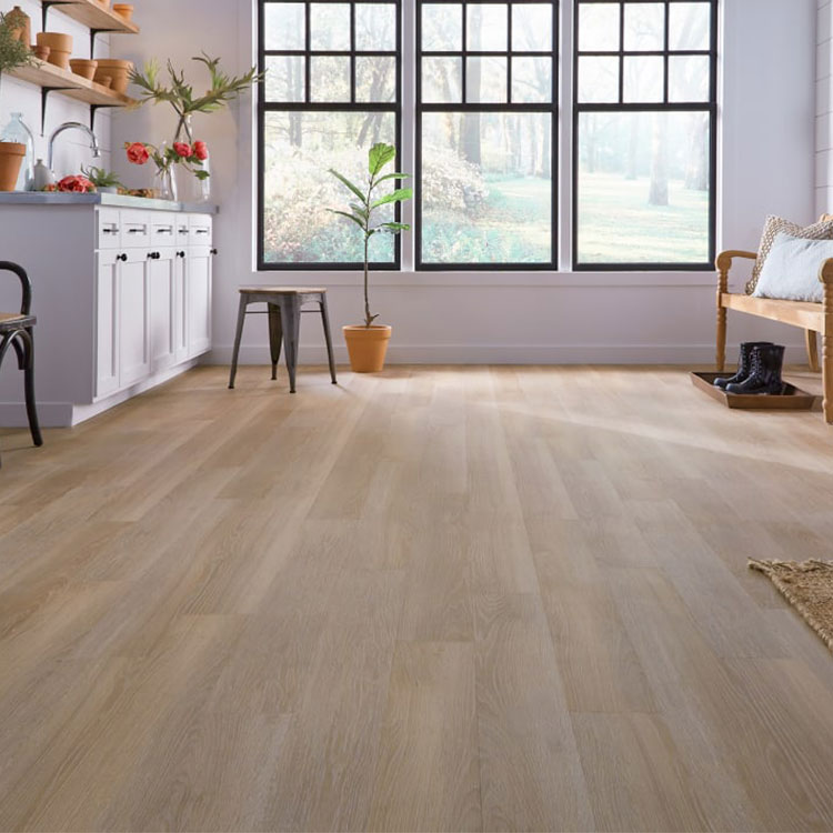 LVT Flooring Tiles 4mm 5mm Click PVC Plastic Wood Floor 4mm Vinyl Planks Luxury SPC Flooring