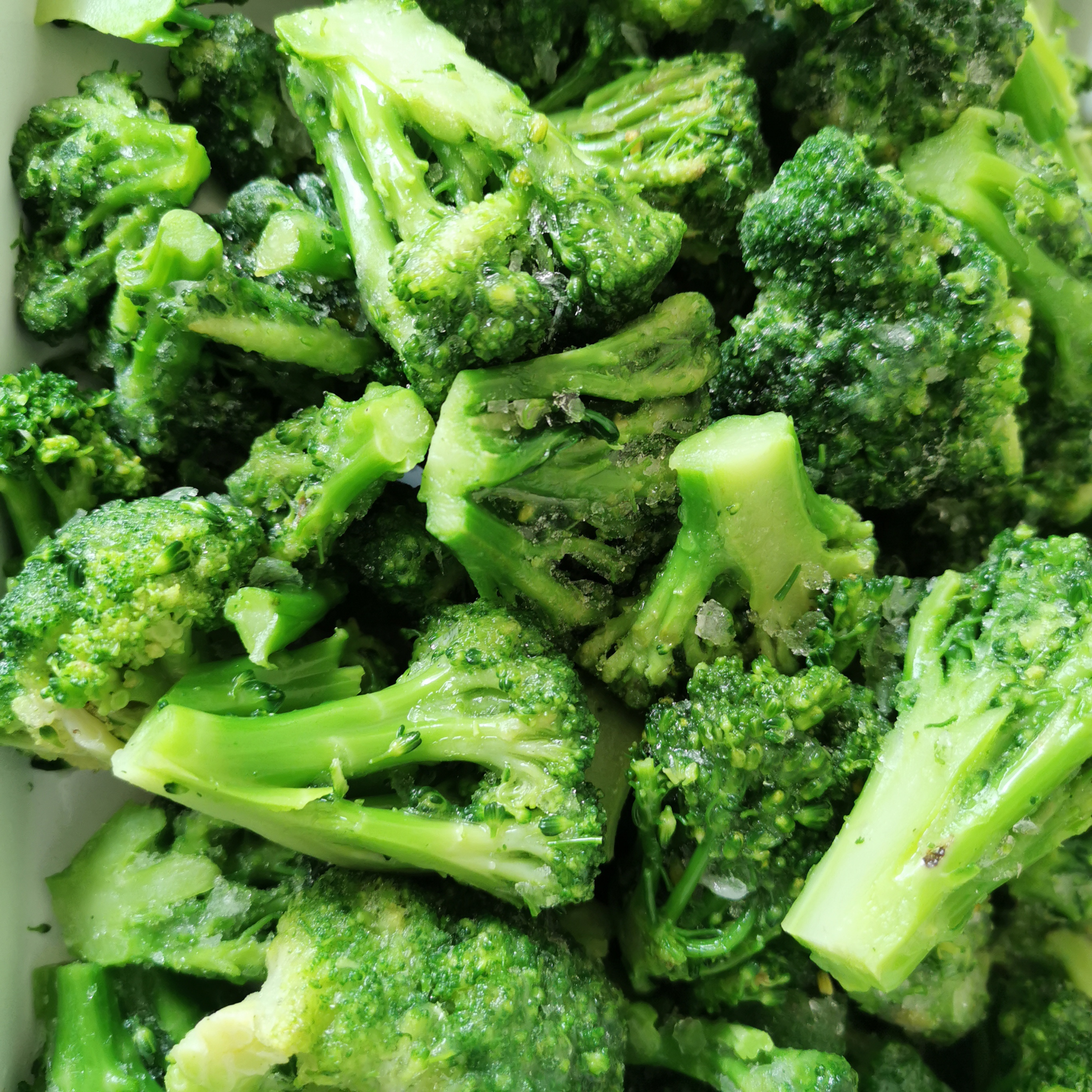 Sinocharm BRC A Approved 3-5CM IQF Broccoli Floret Cut Frozen Broccoli