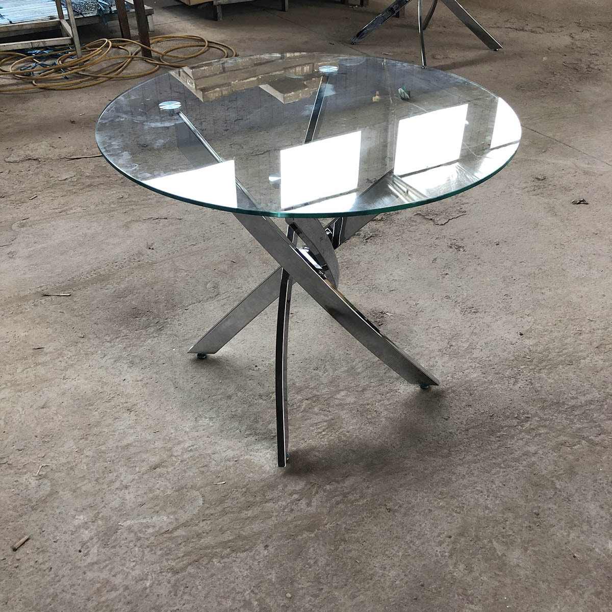 Nordic X Shape Tempered Glass Home Restaurant Dining Room Furniture Set Stainless Steel Leg Glass Top Round Dining Table