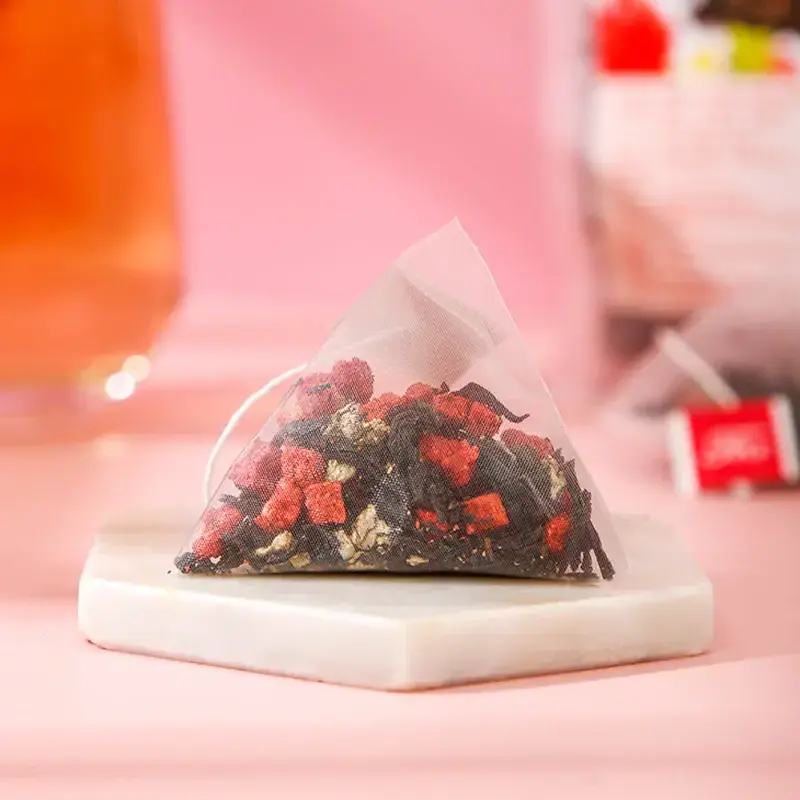 TZ Cao mei hong cha high quality Strawberry black tea beauty tea for ladies black tea