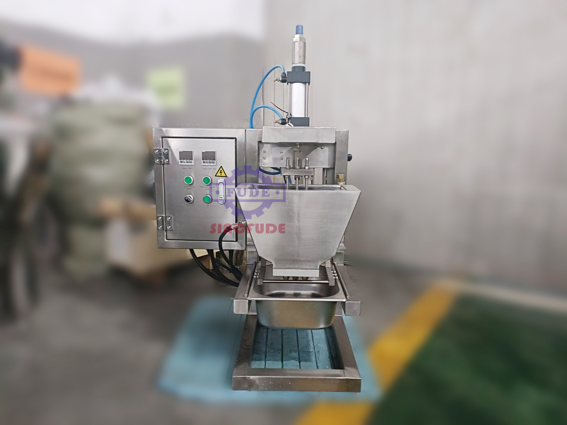 Small Full Automatic Bursting Ball Depositor Machine/Snack Popping Boba Pearls Depositor For Sale