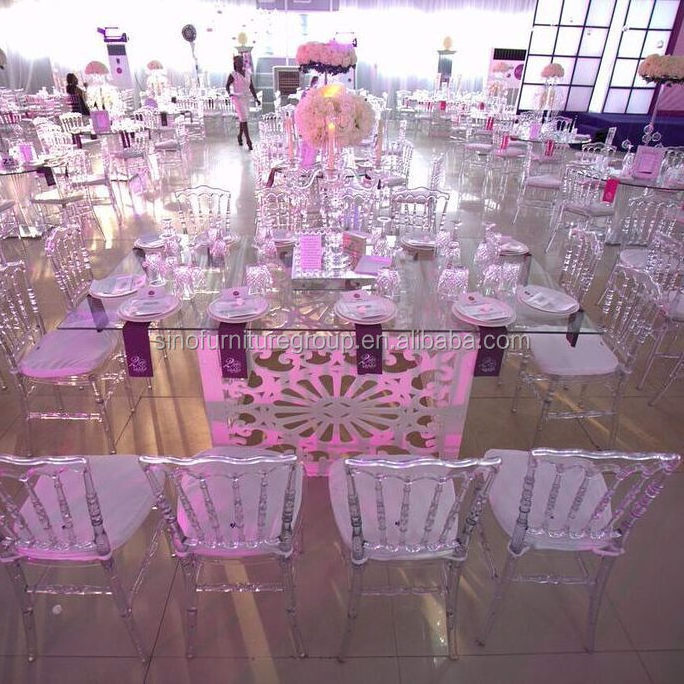 Glass Table for Wedding Use