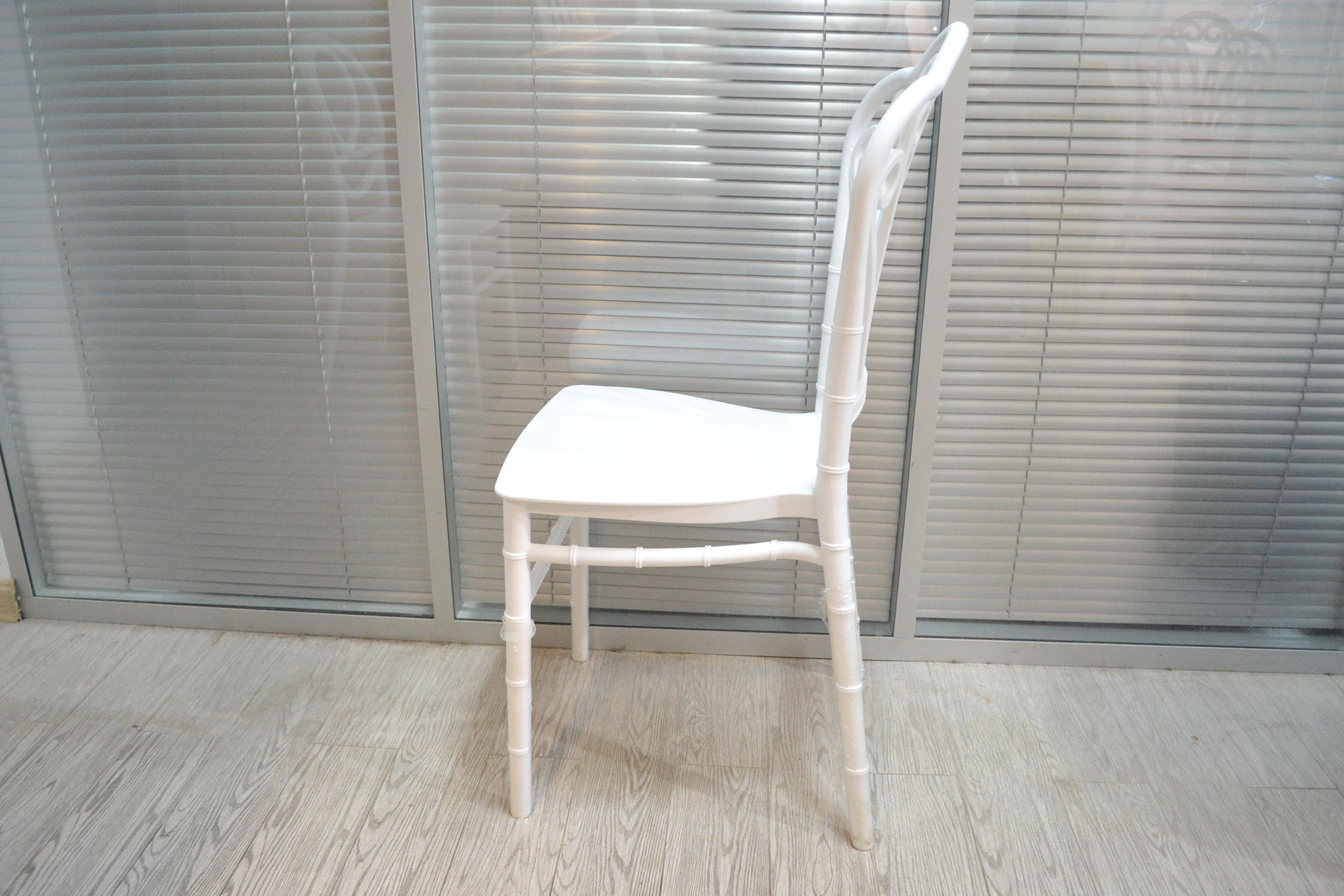 Qingdao Sinofur Wholesale cheap white resin chair plastic