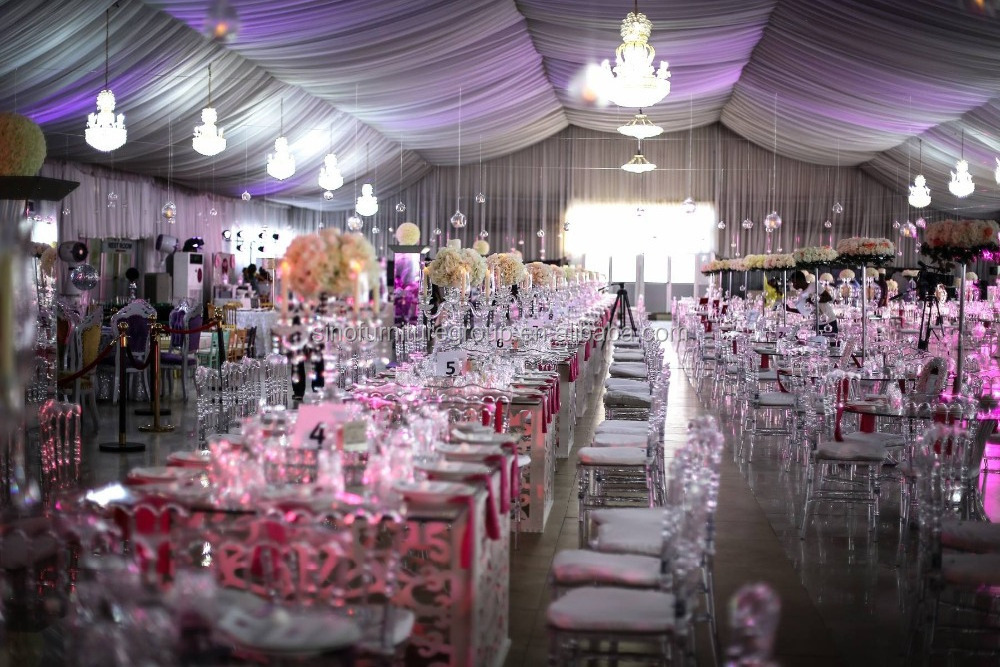 Glass Table for Wedding Use