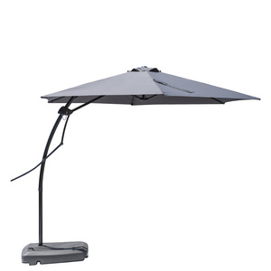 Modern outdoor garden patio polyester waterproof  cantilever parasol manual open umbrellas for sale