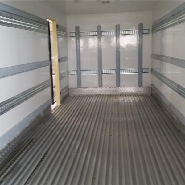 japan refrigerated trailer truck bodies/dry truck cargo box