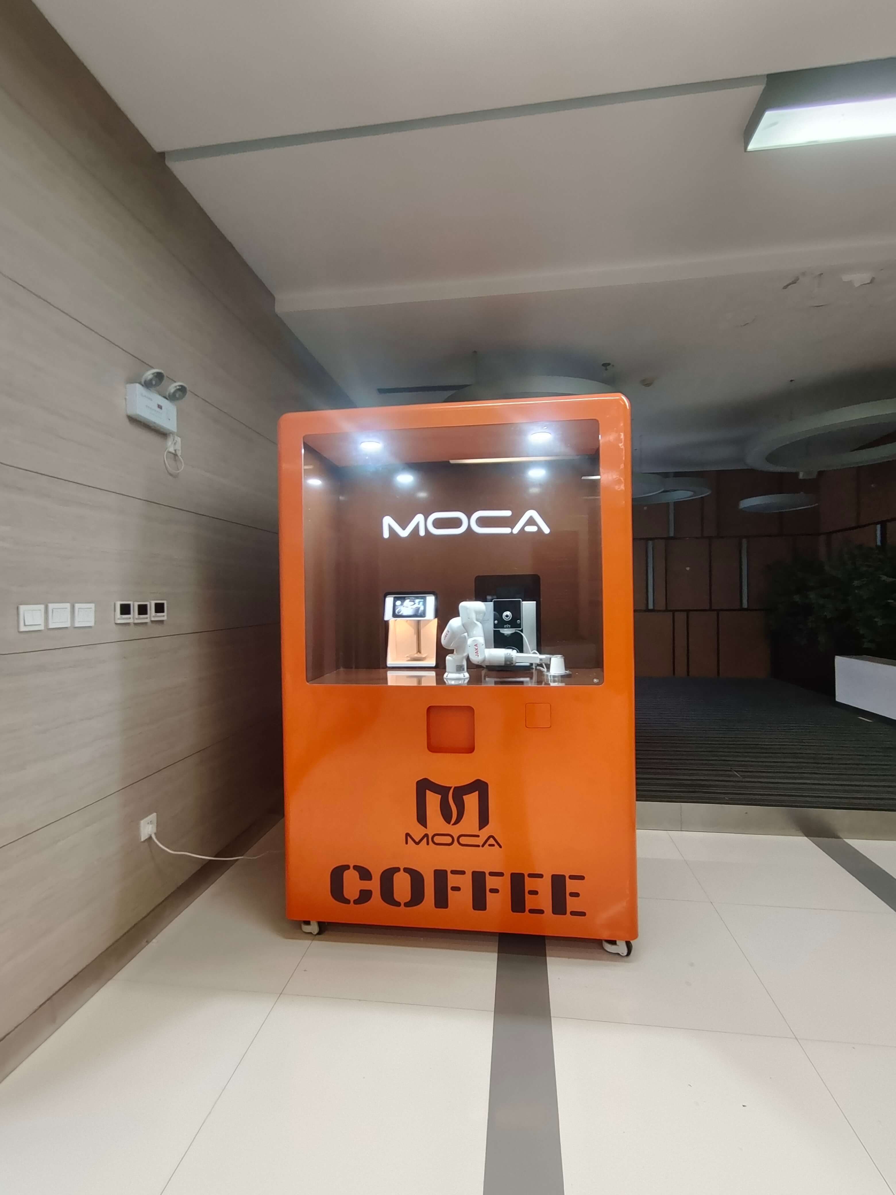 Popular Hot Products Boba Tea Coffee Ice Cream Robot Vending Machines For Sale