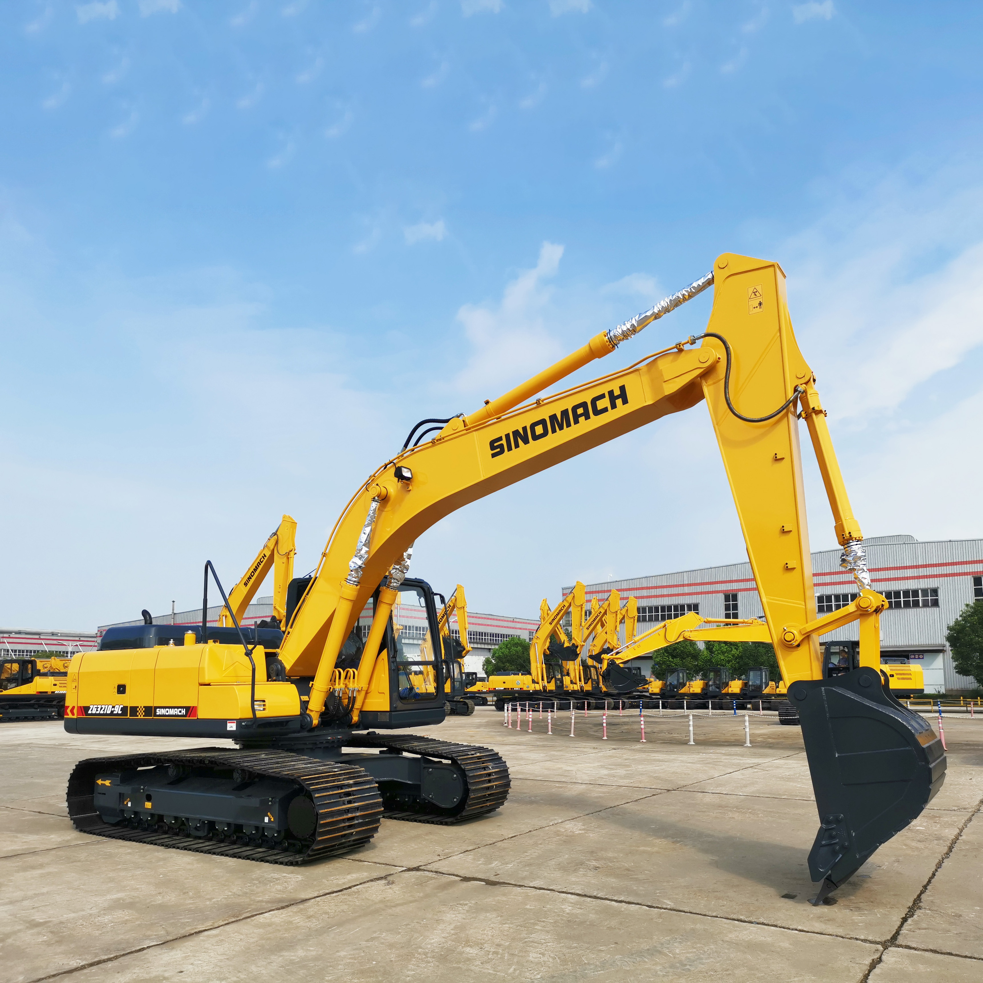 Safe And Reliable ZG210 Loaders chinese excavator with high horsepower output