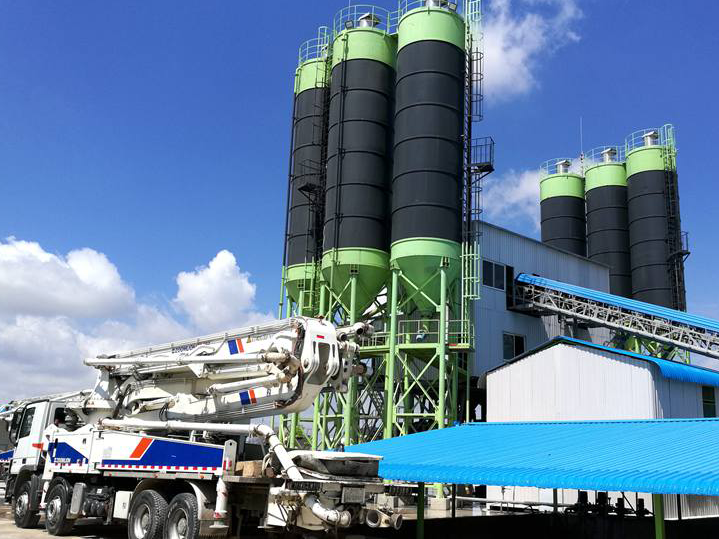 Official Manufacturer HZS180R 150 m3/h Concrete Batching Plant With 4 Units Aggregate Storage Hopper