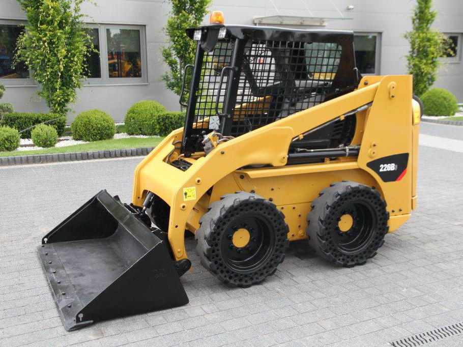 Earthmoving Machinery  Skid Steer Loader 34ton 246D3 with Imported Engine