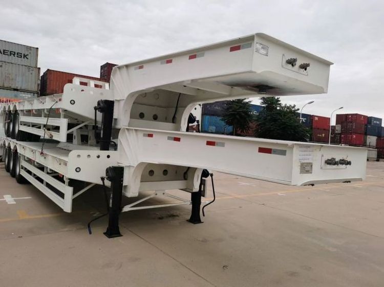 Low Bed Trailer Dimensions 50T Low Platform Semi Trailer Excavator Carrying Trailer