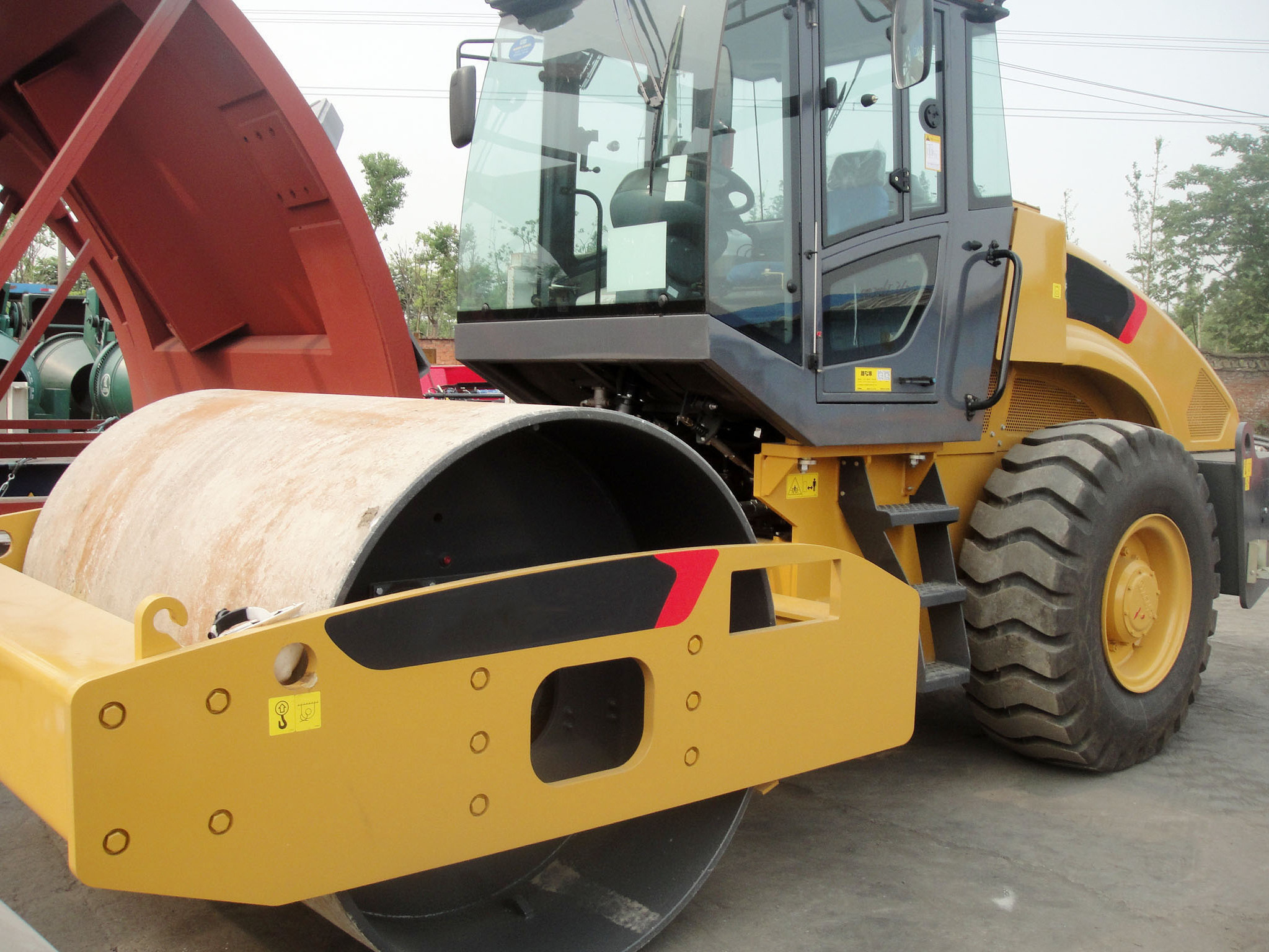 China 14ton Brand New Compactor Clg6614e Three Wheel Static Road Roller