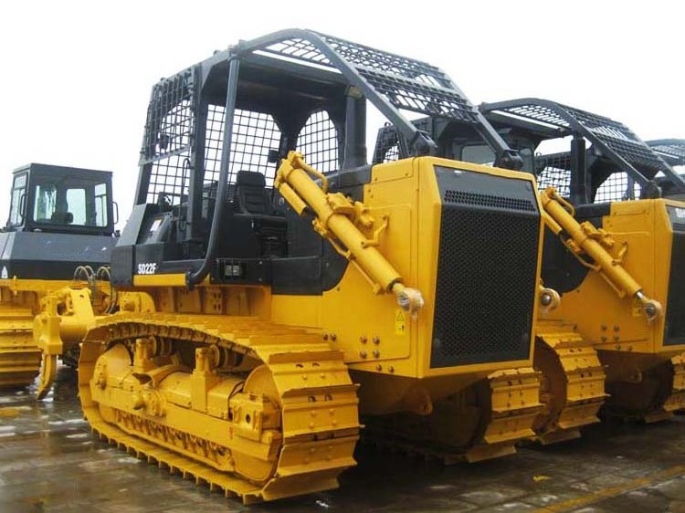 Chinese Control 130Hp Bulldozer SD13 hot Sale In Australia With Winch