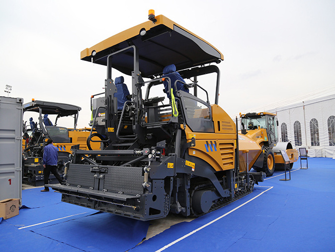 Factory New Finisher RP453L 4.5m Asphalt Spreader Asphalt Paver