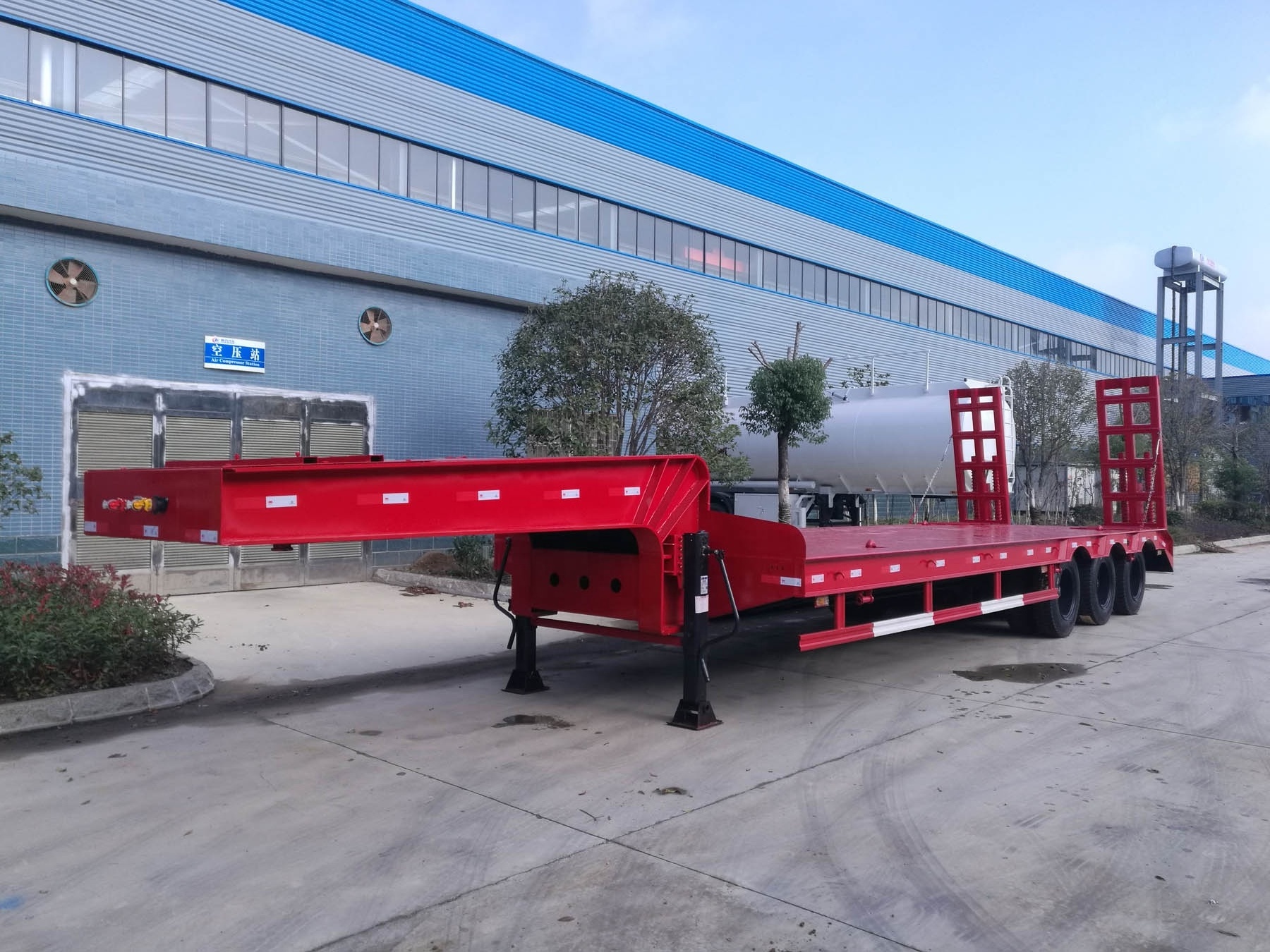 3 Axle 4 Axle 40T 60T Flatbed Flat Bed Container Semi Trailer Used Truck Trailer in Africa