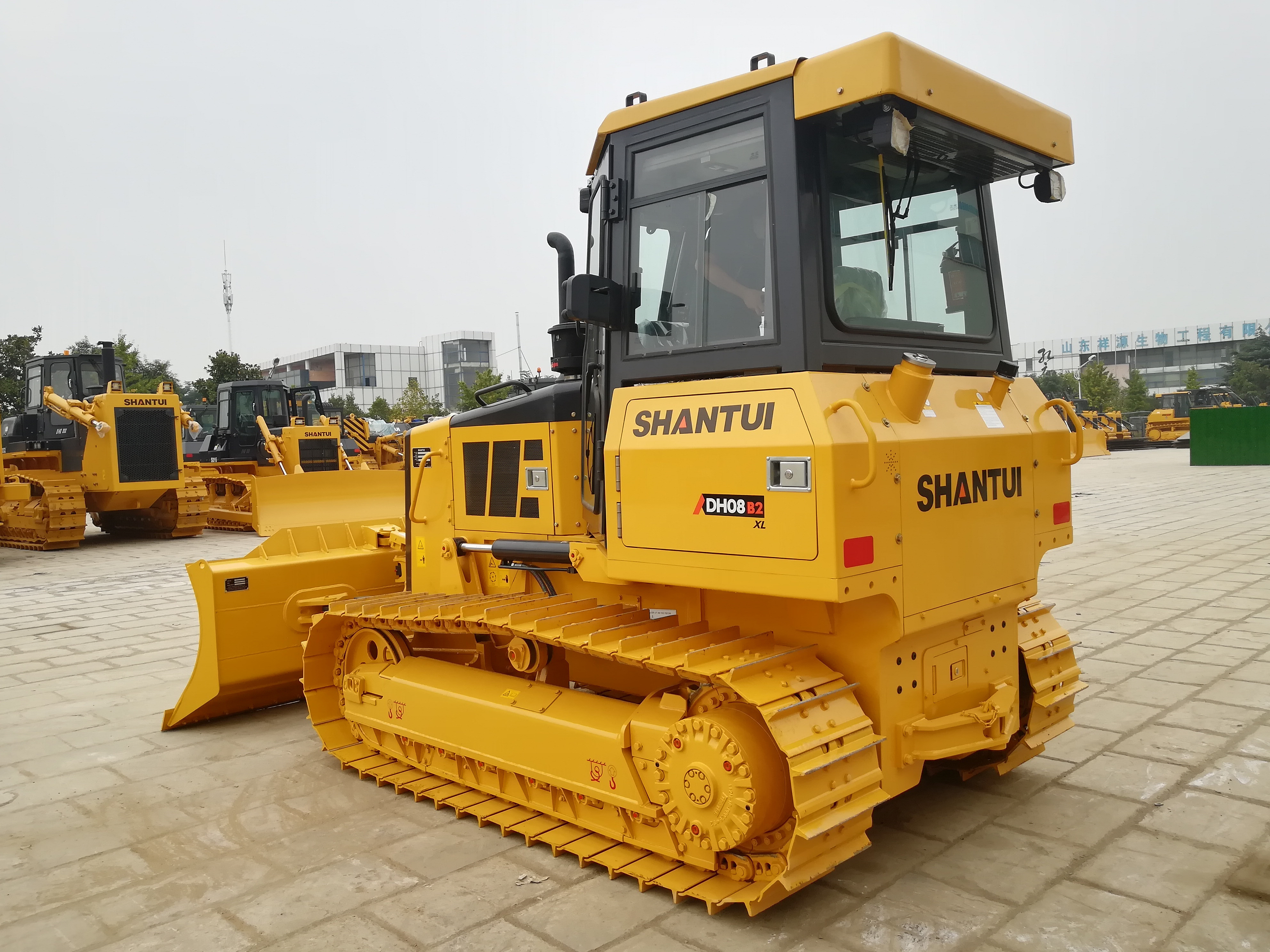 SHANTUI Mini Crawler Bulldozer 8 Tons Hydraulic Bulldozer DH08B2