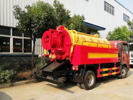 Sewer Septic Suction Tanks 5Tons Vacuum Pump Sewage Septic Pipe Tanker Truck