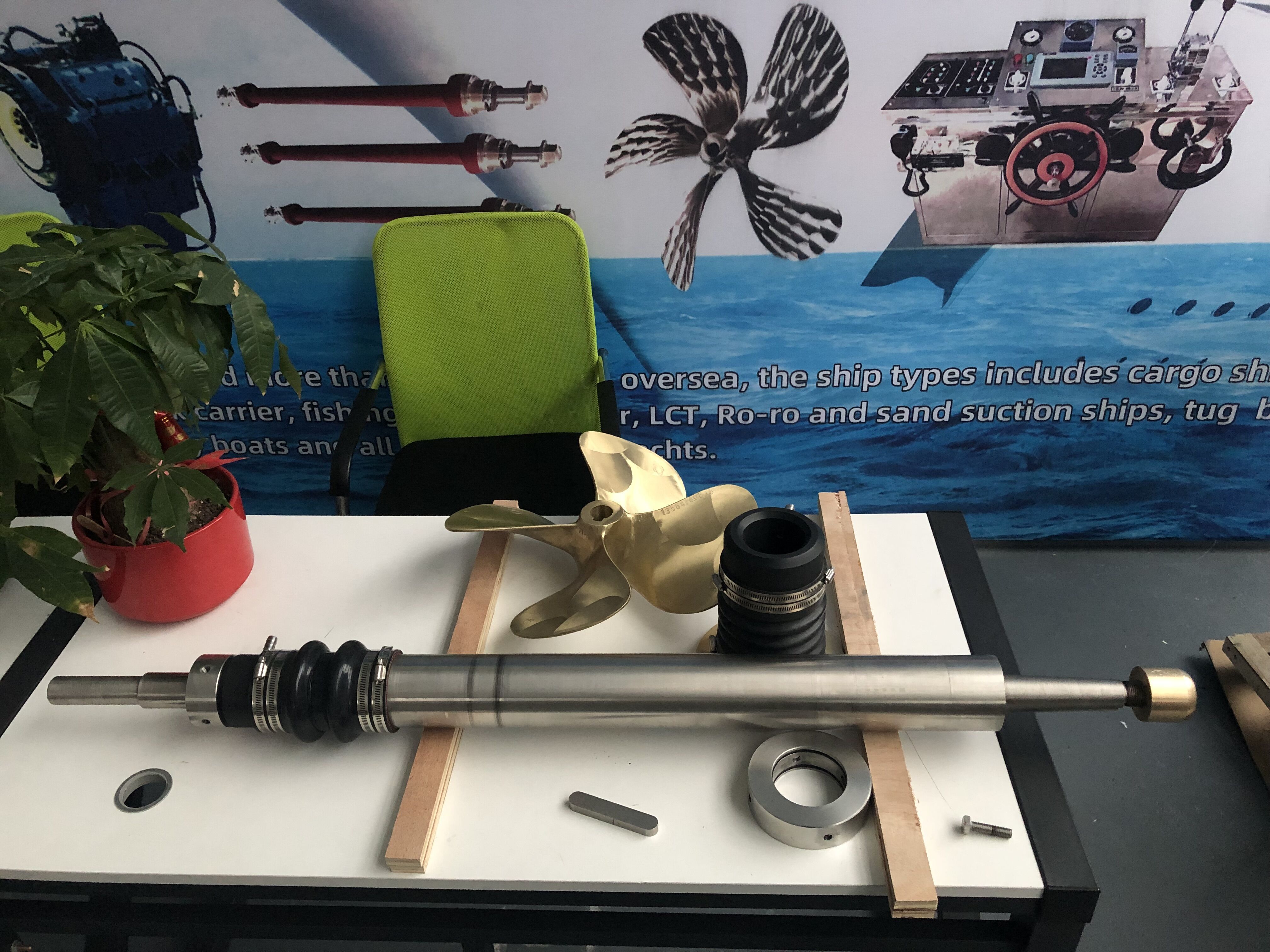 high quality water/oil lubrication marine  carbon steel or 304/316 stainless steel propeller boat shaft customized product