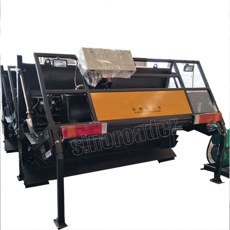 Hot Sell Gravel Spreader For Road Maintenance Synchronous Chip Sealer