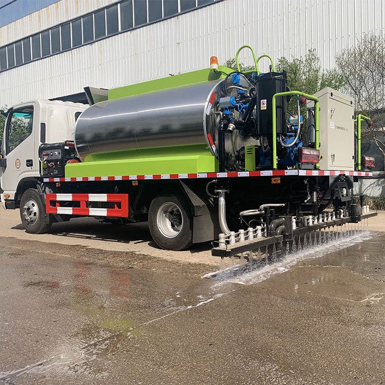 6000L Tar truck Asphalt emulsion sprayer truck mounted bitumen sprayer