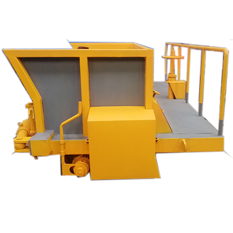 Automatic chip spreader mounted dumper truck for sale