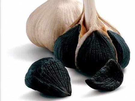 100 Natural Organic Fermented Black Garlic