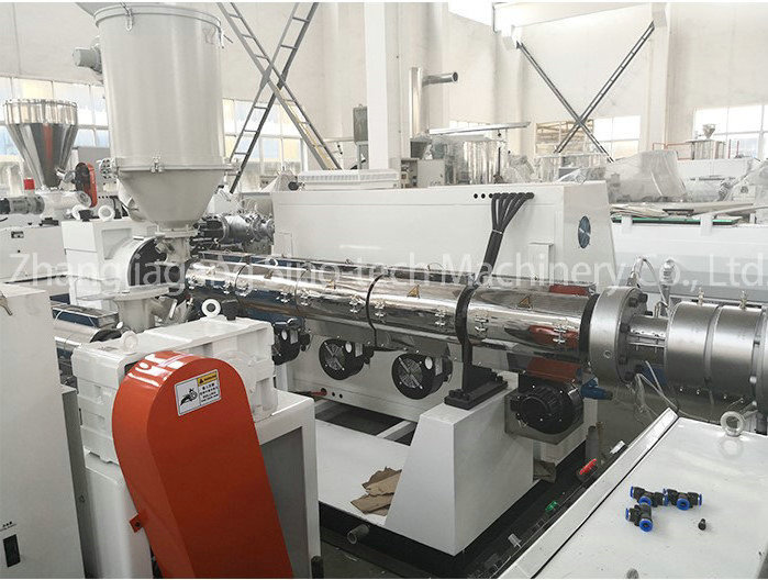 Plastic HDPE Agricultural Irrigation Pipe Gas Tube Production Line Extruder Machine