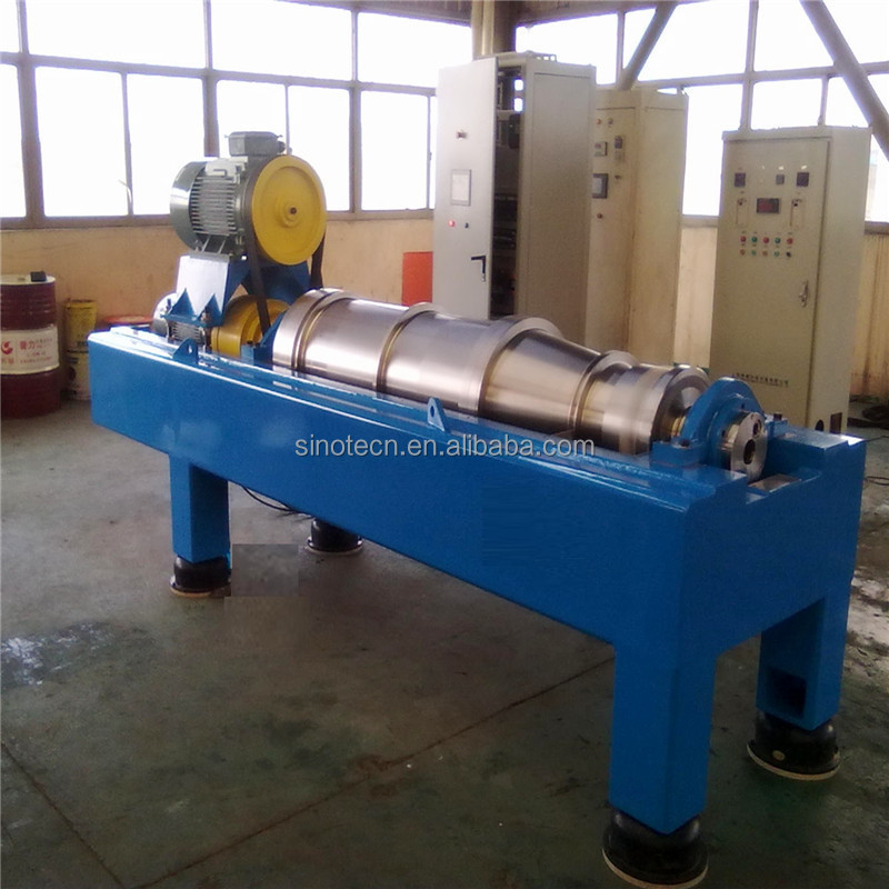 China Factory Price Sludge Dewatering Separator Horizontal Screw Pusher Decanter Centrifuge