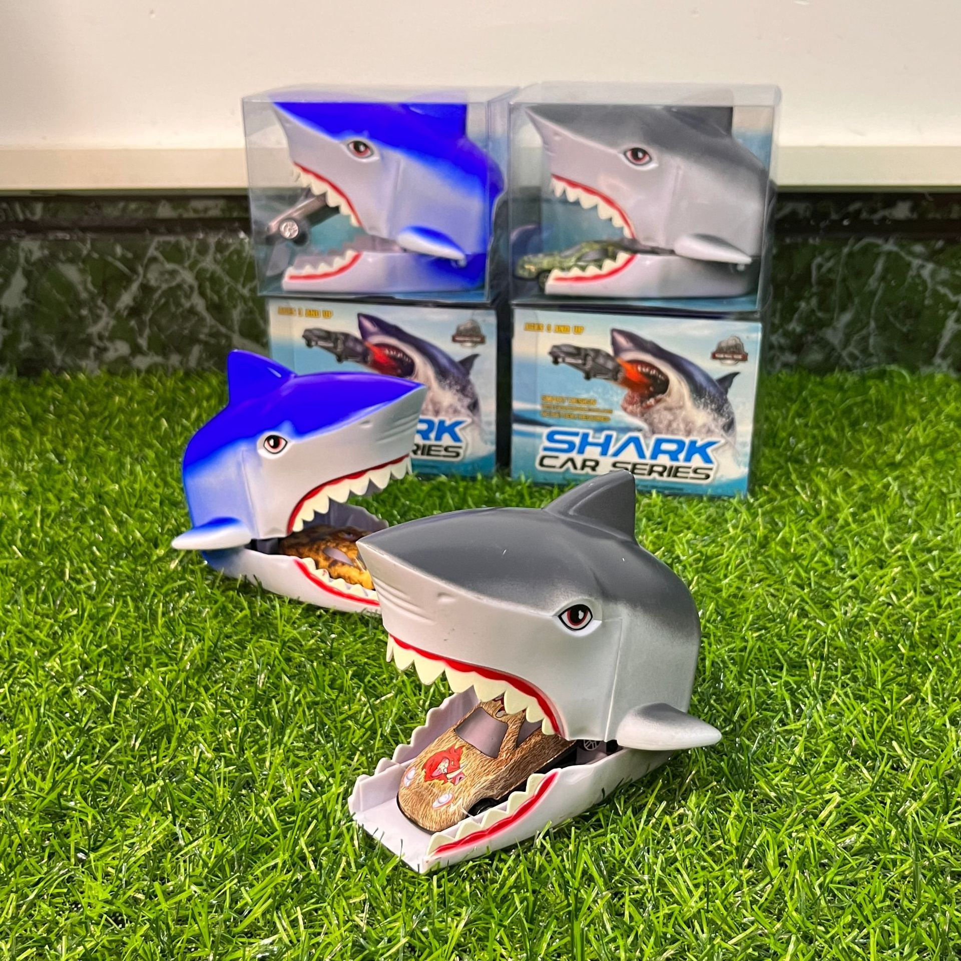 Taiwan hot selling toys plastic hot sale plastic Shark die cast car eject car toys Plastic fish Head Catapult Alloy Car Toys For