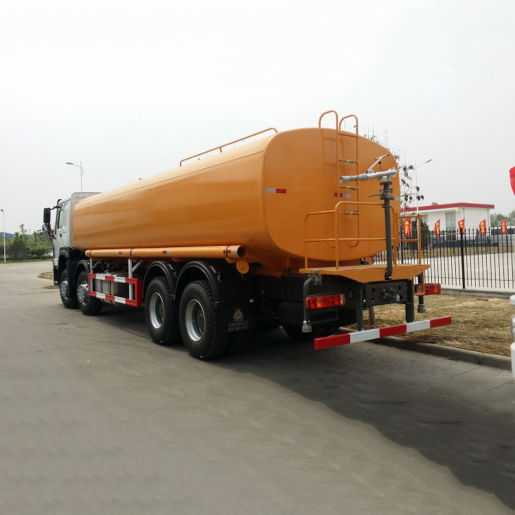 HOWO water tank trucks for sale water tank sinotruk  water bowser with pump and hose pipe