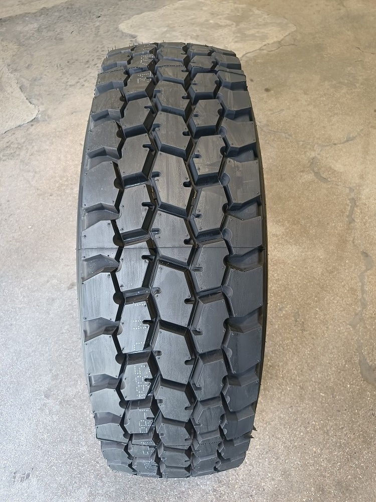 445/45R22.5 445/50R22.5 Wide base super single truck tyre applicable for trailer service