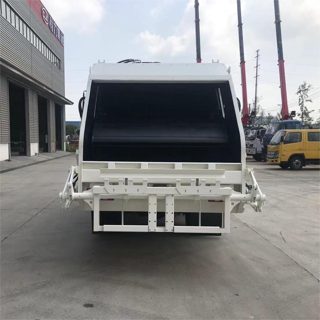 Garbage Truck 5-10 Ton Heavy Duty Truck Sinotruk HOWO Euro 3 4x2 garbage compactor truck for garbage collection