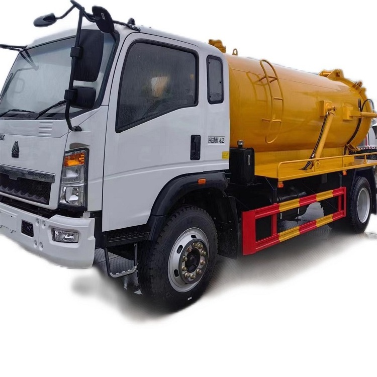 SINOTRUK Vacuum Sewage Suction Truck New Septic Tank Vacuum Sewage Suction Truck