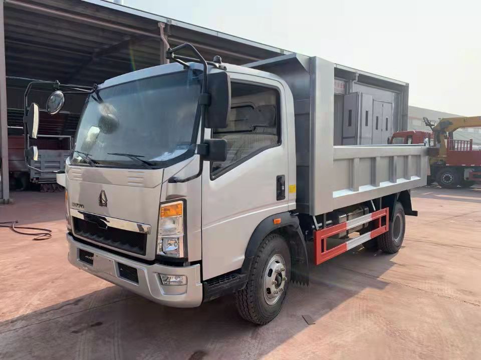 Sinotruk howo 3-10 ton 4x2 4x4 mini dump tipper truck