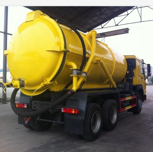 Sinotruk howo 160HP 4x2 6x4 8000L mobile sewage sludge suction vehicle vacuum septic tank truck for sale in south africa