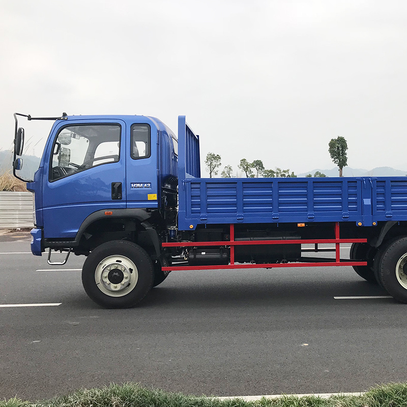 sinotruk howo small lorry camion 6x4 4x4 4X2 flatbed cargo trucks small mini van truck camiones ligeros de china