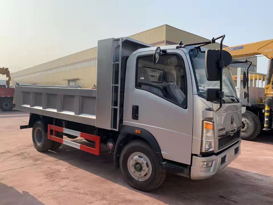 Sinotruk howo 3-10 ton 4x2 4x4 mini dump tipper truck