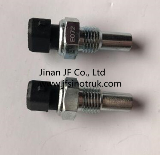 Water Temperature Sensor VG14090067  VG1500090061 WG9725710001 For Howo Sinotruk A7 Dump Truck Spare Parts