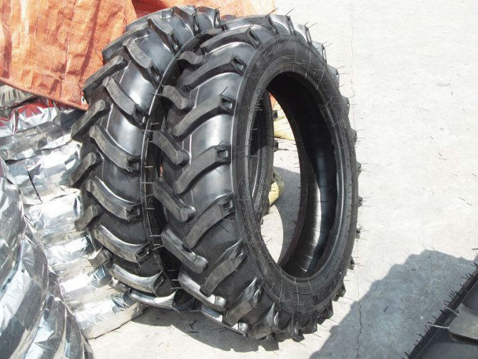 Professional Design 13.6-28 14.9-28 Top 10 Tyre Brands 9.5-24 11.2x28 Cheap Tractor Tyre Agricultural Tractor Tire