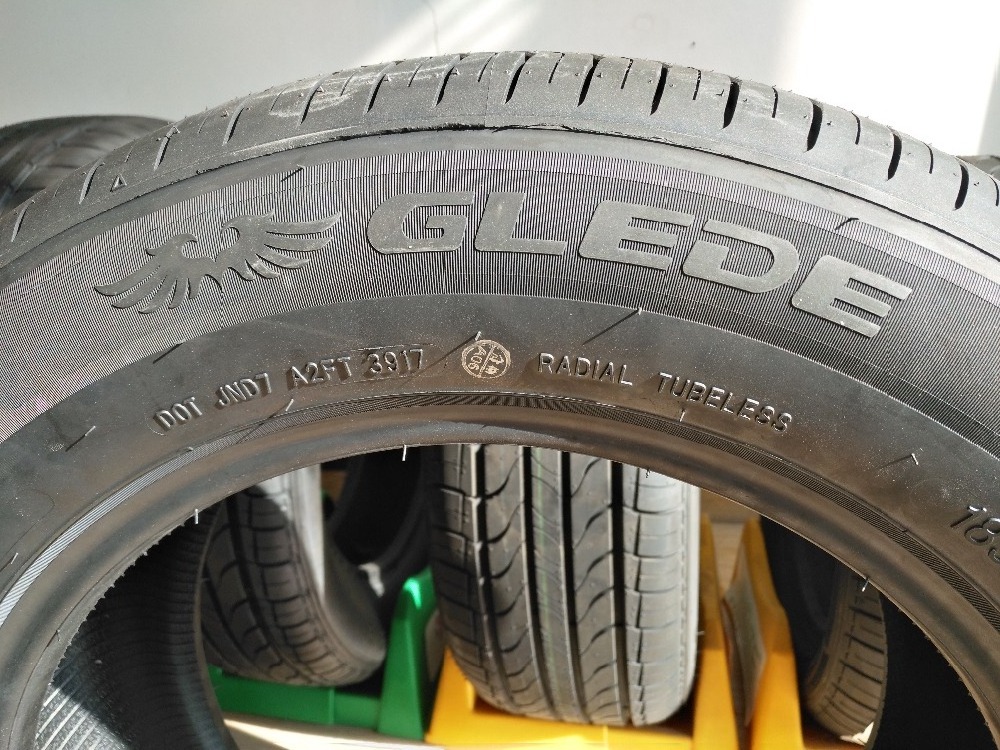 Wholesale High Quality Hot Sales Radial Tubless 185/65r14 Container New Tires