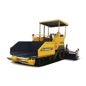 China New Wheeled Asphalt Paver Machine 4.5 m Road Finisher