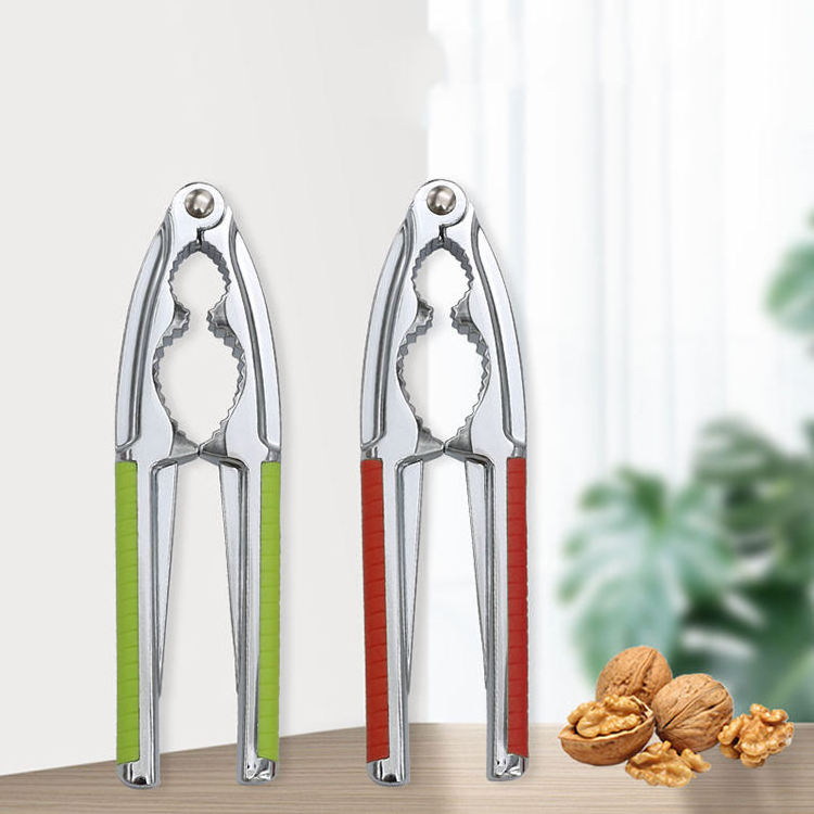 Wholesale Kitchen Gadgets Garlic Press Walnut Nutcracker Chestnut nut Clip/With Non-slip Handle Nut leisure time Tools