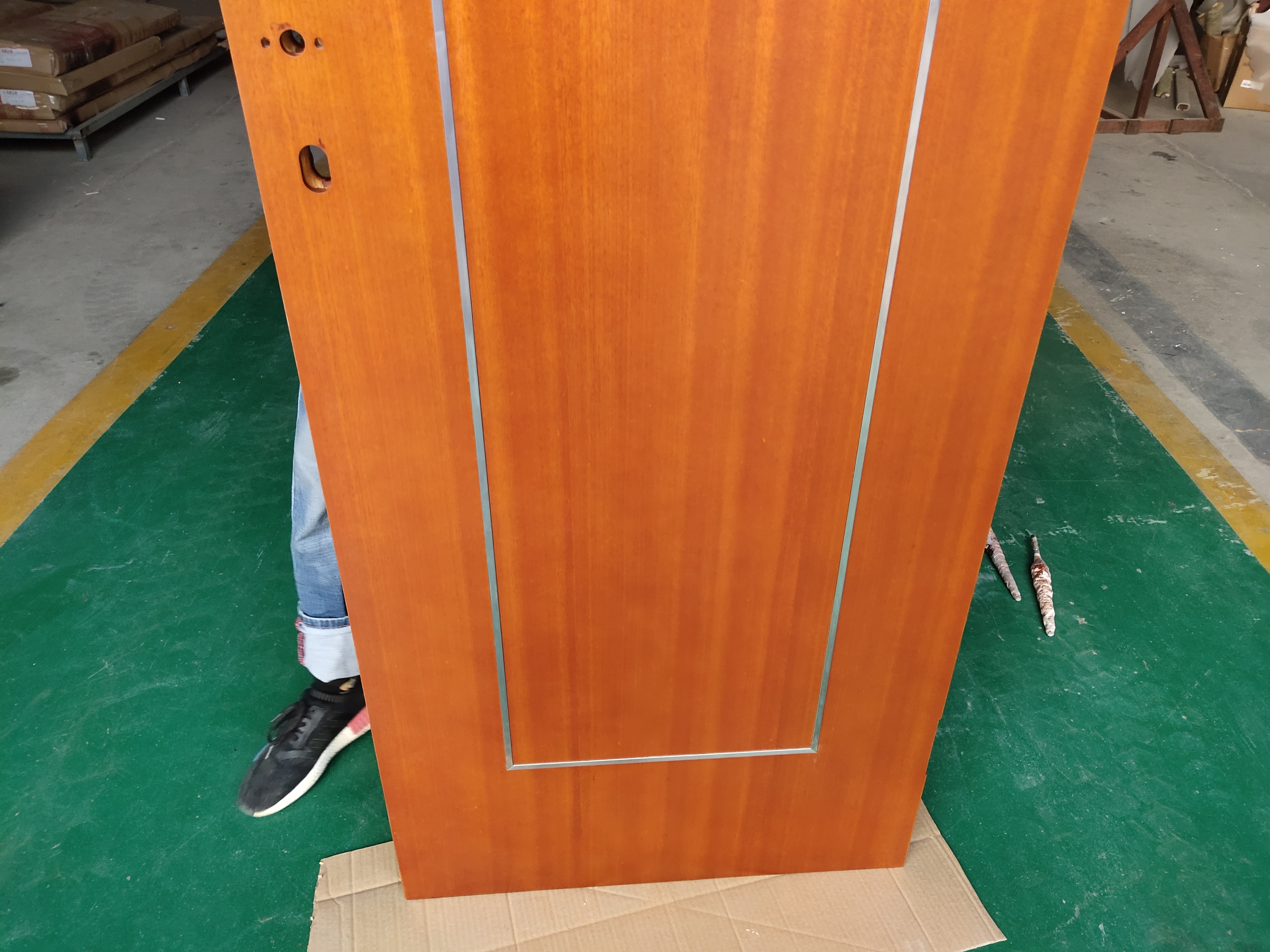 2023 New Design Material Popular Solid Wood Doors Interior Doors with Aluminium Strips inlay