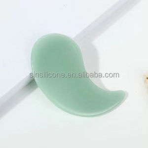 Gua Sha and Jade Roller Gua Sha Massage Tool for Skin Care Jade Roller for Face Eyes Body Muscle Relaxation