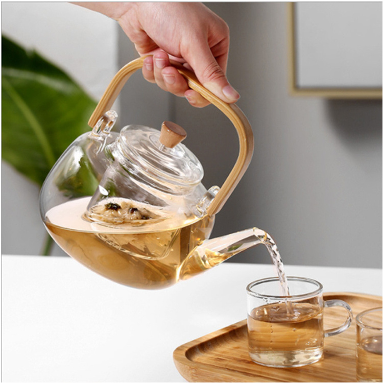 0.8/1L High-quality Hot Selling Heat Resistant Tea pot Clear Bamboo handle Glass Tea Kettle