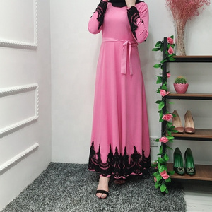 Daily Wear Muslim Dresses Young Ladies Pleated Qatar Abaya Designs Lace Sleeves For Women Islamic Clothing