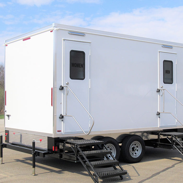 Tune House Portable Mobile Toilet Business Toilet Trailer For Sale