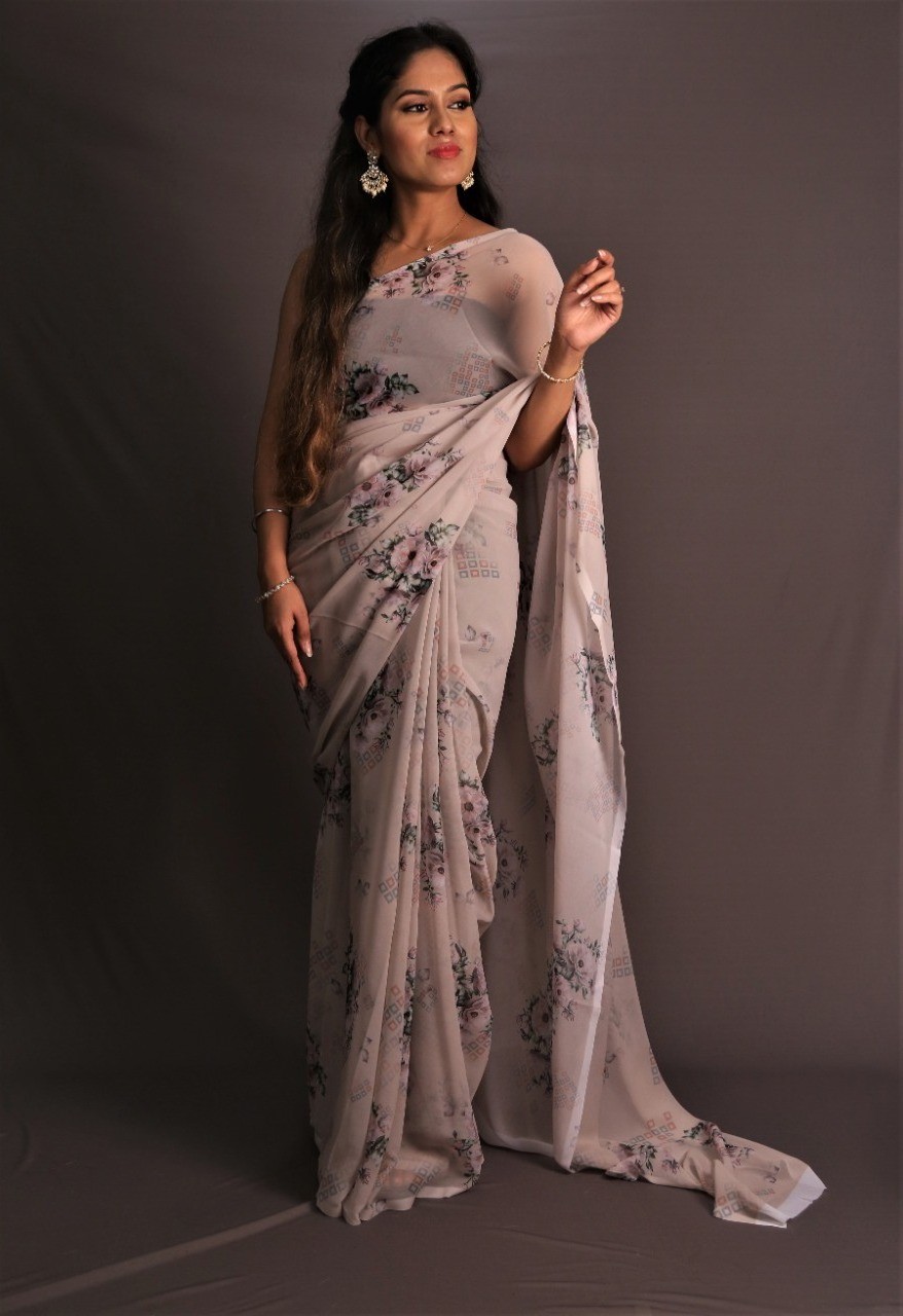 Ladies Trendy Beautiful Georgette Chiffon Printed DIgital Saree